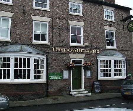The Downe Arms Hotel Snaith Eksteriør billede