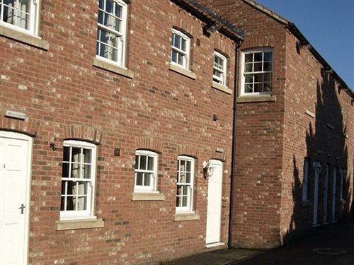 The Downe Arms Hotel Snaith Eksteriør billede